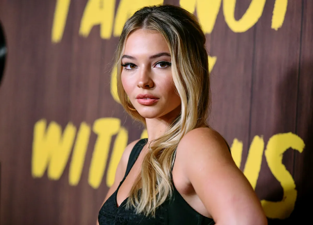 Madelyn Cline’s Dating History